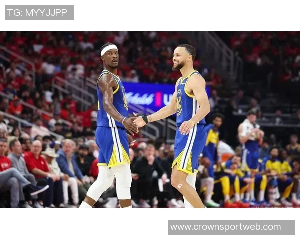 库里与巴特勒罚球命中率大幅提升差距缩小后者仍有机会争夺荣誉 库里与巴特勒罚球命中率大幅提升差距缩小后者仍有机会争夺荣誉