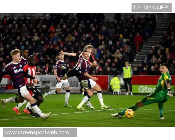 希勒分析利物浦战术强调迅速传球给伊萨克以激发他的进球灵感